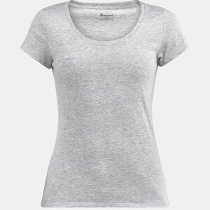 No Boundaries Light Grey Heather Scoop Tee Size M